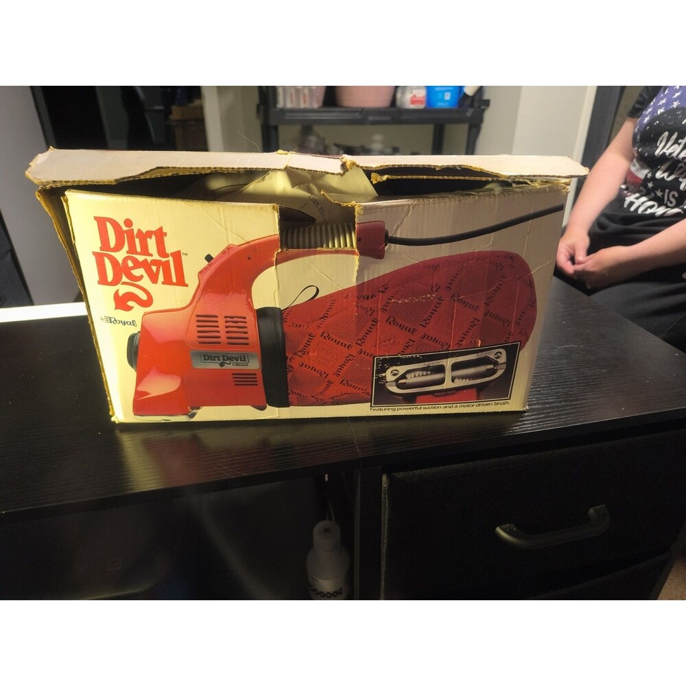 Vintage Dirt Devil Royal Hand Held Vacuum Cleaner Model 103 Red Tested Works